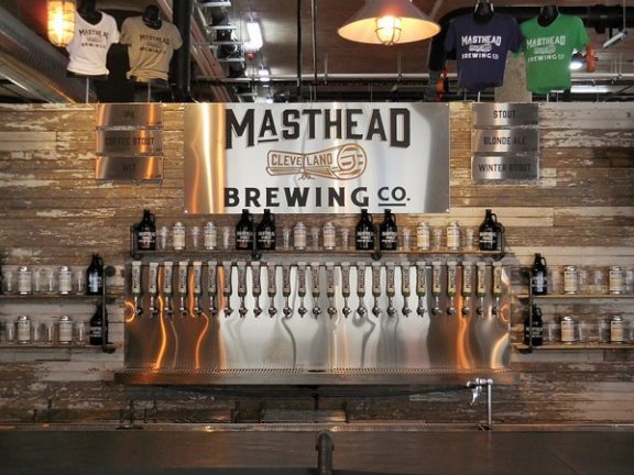 bar at masthead brewing