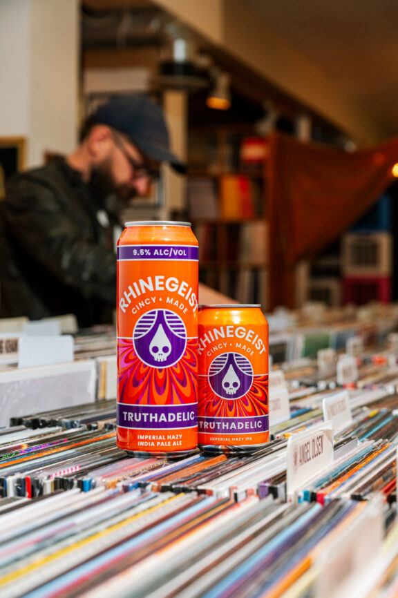 ホルミシスヒザティー Truthadelic (Hazy Imperial IPA) - Rhinegeist Brewery