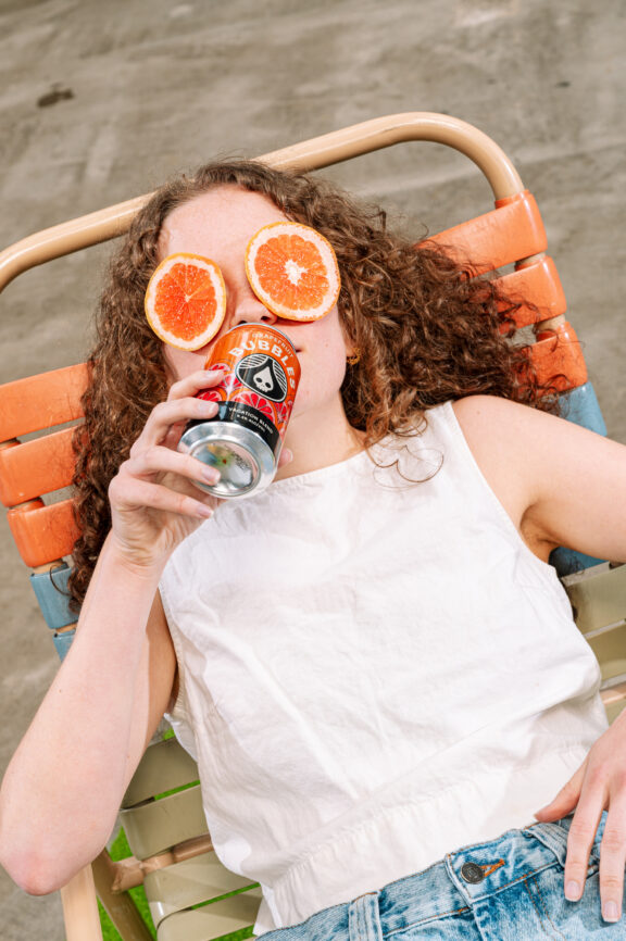 Grapefruitbubbles lifestyle 31 grapefruit bubbles - rhinegeist