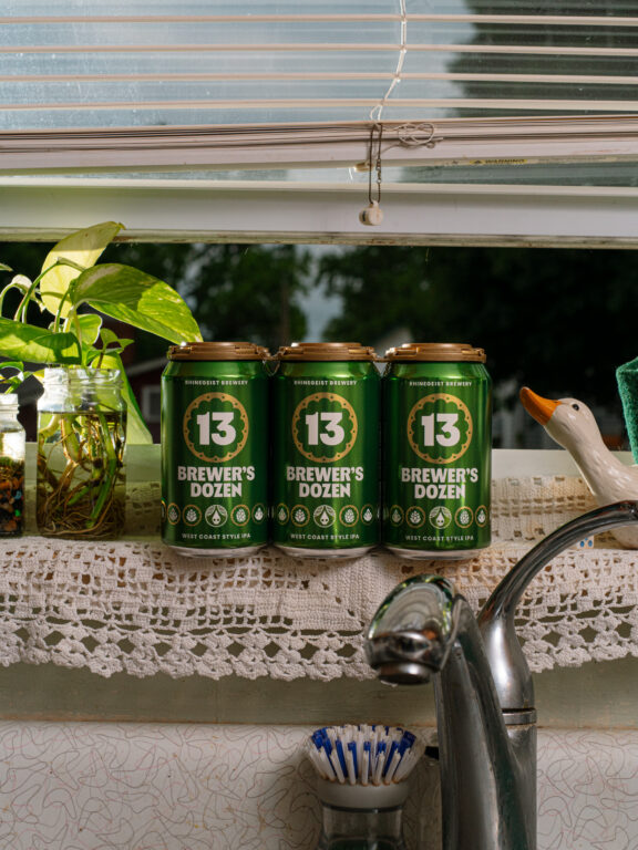 Brewersdozen lifestyle 3 brewer's dozen (west coast style ipa) - rhinegeist