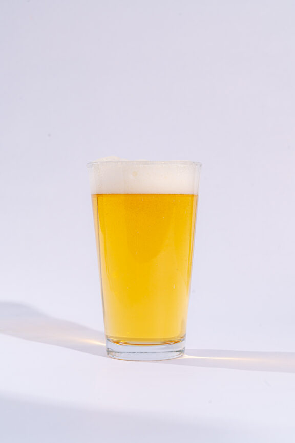 Halftruth glassliquid 5 half truth (india pale ale) - rhinegeist
